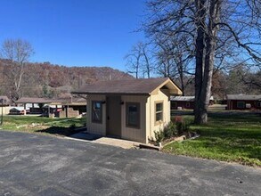 1595 Soco Rd in Maggie Valley, NC - Building Photo - Building Photo