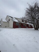 5936 Callaway Cir in Austintown, OH - Building Photo