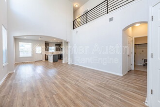 10821 Harwood Overlook Pass in Austin, TX - Building Photo - Building Photo