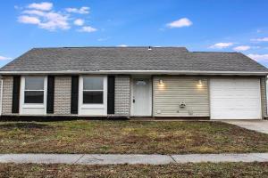 1935 Chickasaw Dr in Circleville, OH - Building Photo