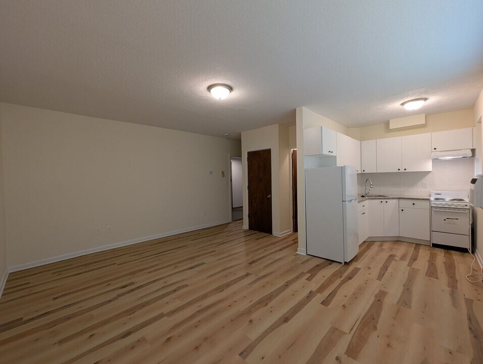 2018 Commonwealth Ave in Boston, MA - Building Photo