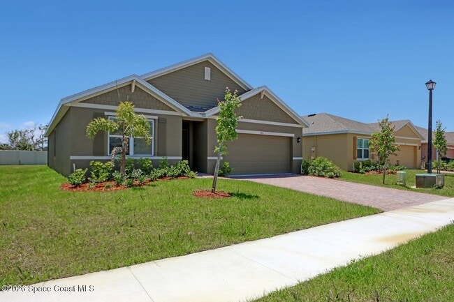 1422 McFarland Dr in West Melbourne, FL - Building Photo - Building Photo