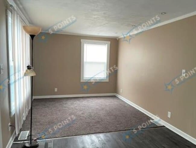 457 Maryland St NE in Warren, OH - Building Photo - Building Photo