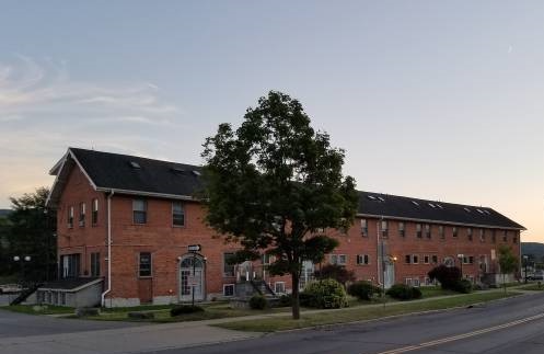 70 Market St in Oneonta, NY - Building Photo