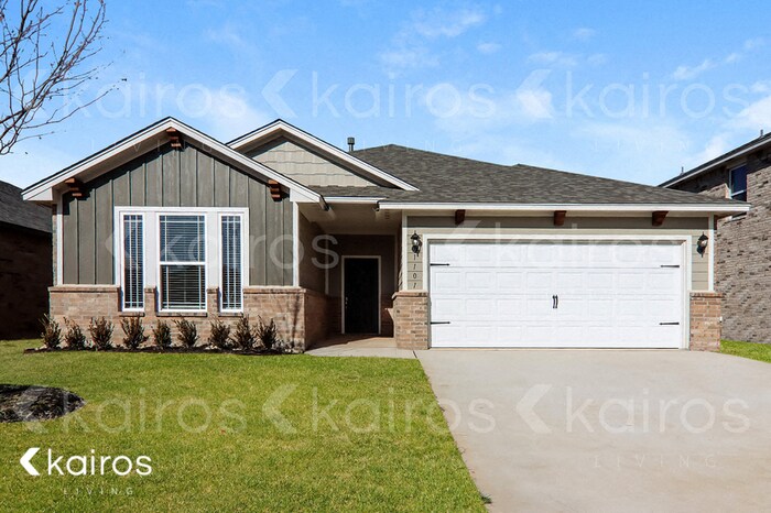 1101 NW 4th St in Newcastle, OK - Building Photo