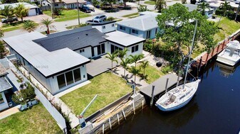 1720 SW 23rd Ave in Fort Lauderdale, FL - Building Photo