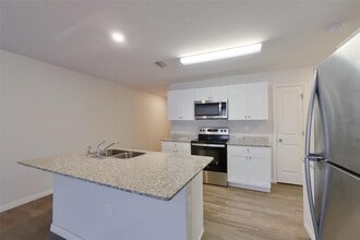 18318 Gibraltar Ln in Lehigh Acres, FL - Building Photo - Building Photo