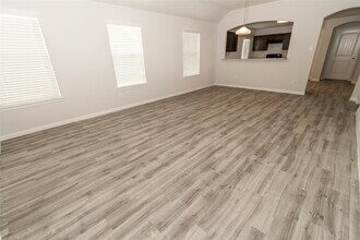 5611 Rocky Trail Dr in Houston, TX - Building Photo - Building Photo