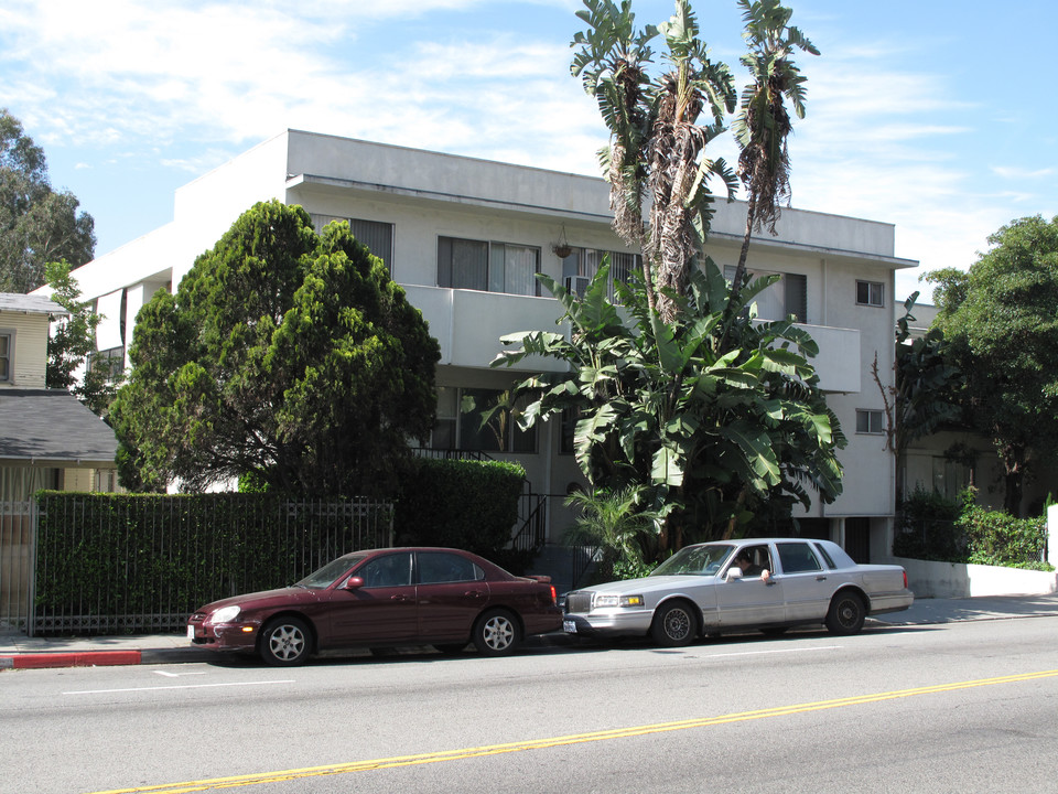 7512 Fountain Ave in West Hollywood, CA - Building Photo