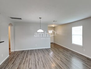 13323 Ambrosa Dr in Houston, TX - Building Photo - Building Photo