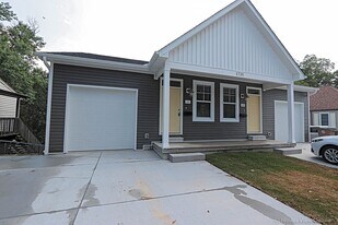 1735 Dunklin St in Cape Girardeau, MO - Building Photo