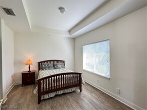1380 Sweetwater Cove in Naples, FL - Building Photo - Building Photo