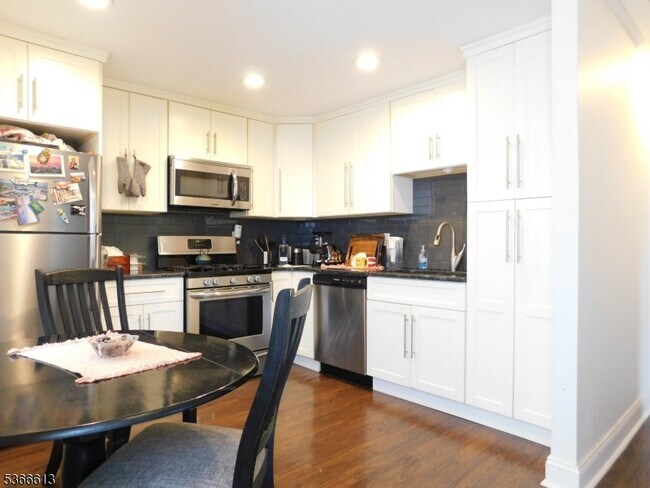 property at 176 Totowa Rd