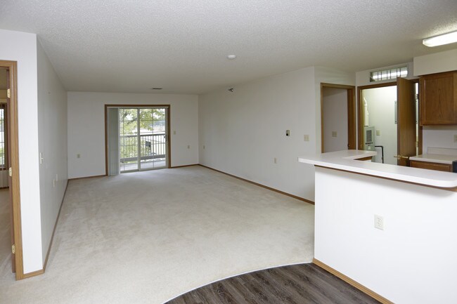 Carmel Estates in Sioux Falls, SD - Building Photo - Interior Photo