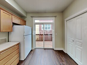 129 Wild Rose St in Fircrest, WA - Foto de edificio - Building Photo