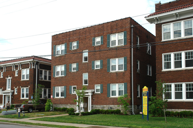 258 E High St in Lexington, KY - Foto de edificio - Building Photo