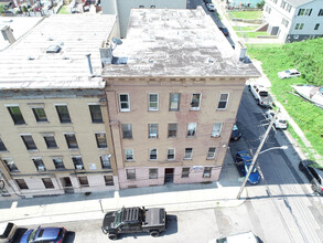 28 Orchard Pl in Yonkers, NY - Building Photo - Building Photo