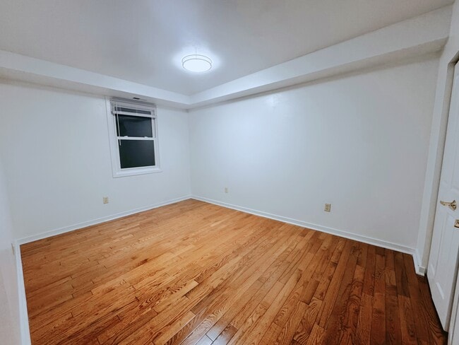 304 N 8th St, Unit 304 N 8th Street Unit N in Philadelphia, PA - Foto de edificio - Building Photo