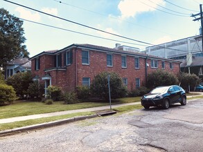 501 Lowerline St, Unit 501 in New Orleans, LA - Foto de edificio - Building Photo