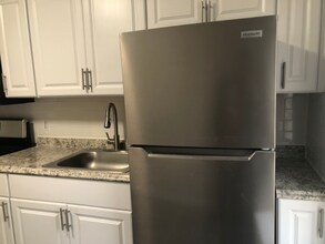 500 Alma Terrace in Teaneck, NJ - Building Photo - Building Photo