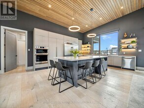 7 Meadowlark Way in Collingwood, ON - Building Photo - Building Photo