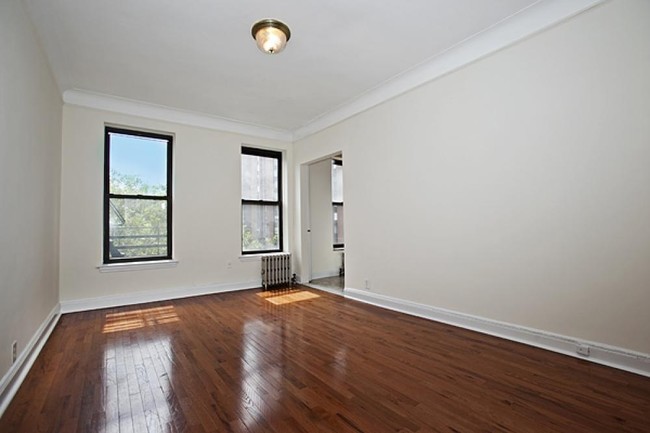 1650 Third Ave in New York, NY - Building Photo - Interior Photo