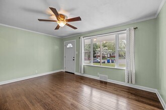 205 Fieldstone Cir in Statesville, NC - Building Photo - Building Photo