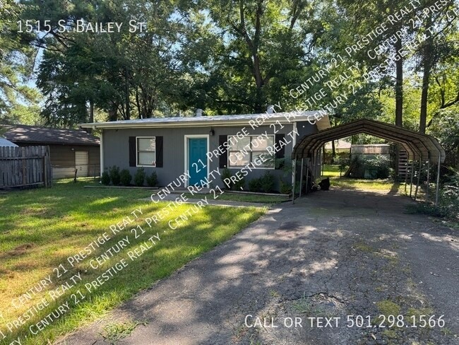 property at 1515 S Bailey St