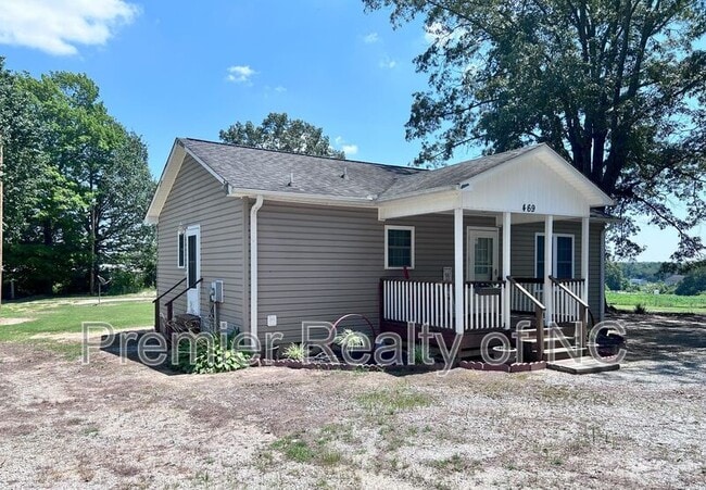 469 Childrens Home Rd in Mocksville, NC - Building Photo - Building Photo