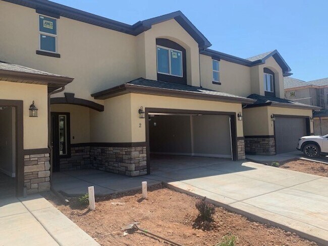 property at 1549 N Northfield Rd