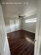 500 Andrews Ave in Dallas, TX - Building Photo - Building Photo