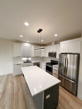 4827 Elvira Pl N in Keizer, OR - Building Photo - Building Photo