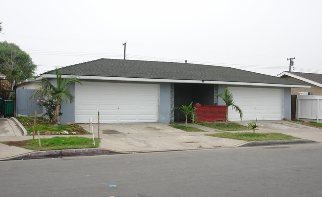 147 S Wayfield St in Orange, CA - Building Photo - Building Photo