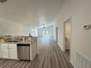 8850 E Ogden Ln in Floral City, FL - Building Photo - Building Photo