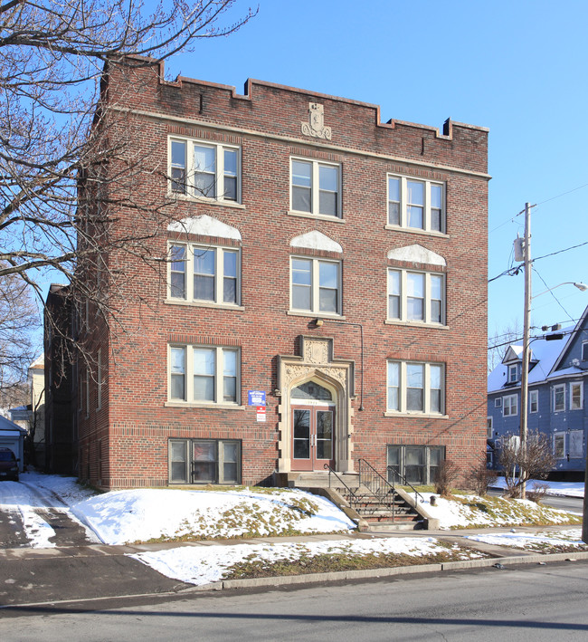 2929-2935 S Salina St in Syracuse, NY - Foto de edificio - Building Photo