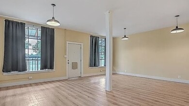 1004 Fairview Ave in Kingsport, TN - Foto de edificio - Building Photo