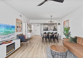 4203 Indian Bayou Trl, Unit 1412 in Destin, FL - Building Photo - Building Photo