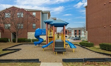 1350 Skyline Rd in Grand Prairie, TX - Building Photo - Building Photo