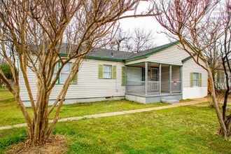 2206 NW 19th St in Lawton, OK - Foto de edificio - Building Photo