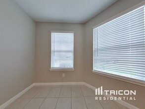 212 Comanche Plains Rd in La Marque, TX - Building Photo - Building Photo