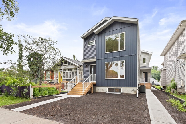 property at 11510-11587 87 St NW