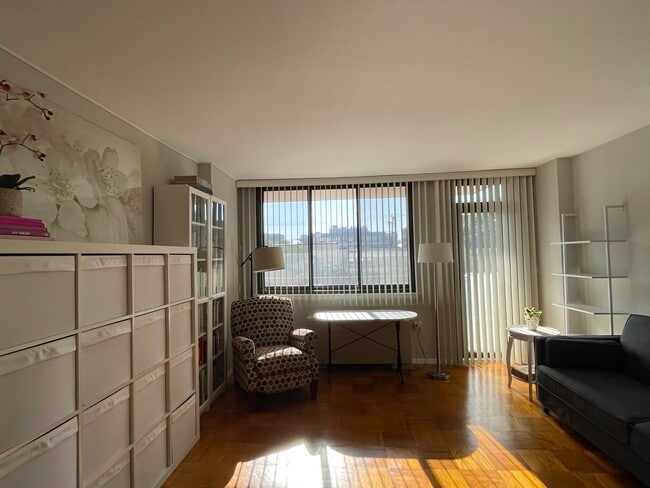 property at 801 N Pitt St