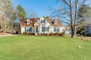 10 Market Hall Ct in Irmo, SC - Building Photo