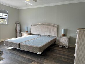 1750 Belleair Forest Dr, Unit A16 in Belleair, FL - Building Photo - Building Photo