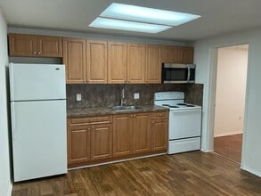 10078 S Nob Hill Cir in Tamarac, FL - Building Photo - Building Photo