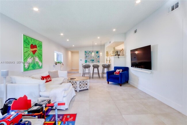 10478 SW 75th Ln in Miami, FL - Building Photo - Building Photo