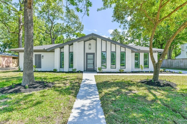 property at 4102 Honey Oaks Dr