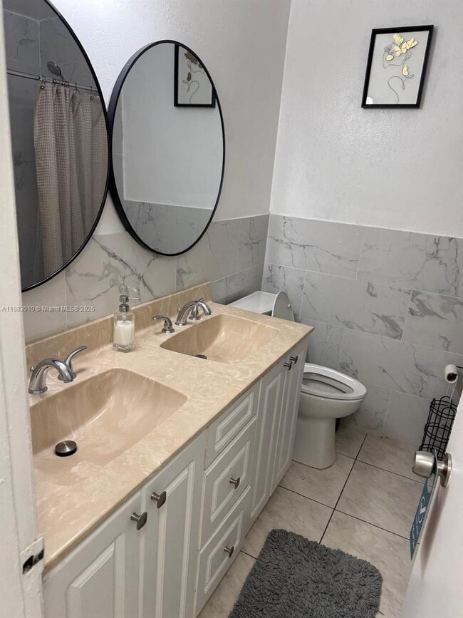 property at 824 SW 12th Ct