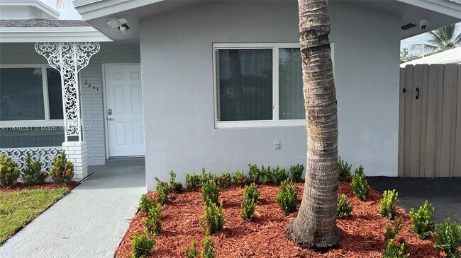 2559 NE 10th Ct-Unit -2559 in Pompano Beach, FL - Building Photo - Building Photo