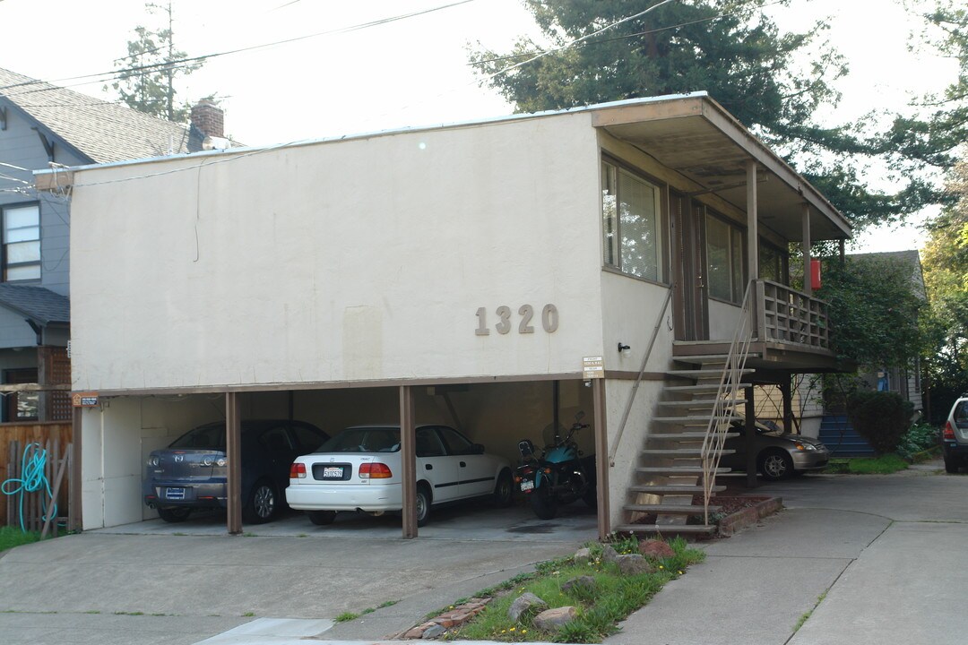 1320 Josephine St in Berkeley, CA - Building Photo